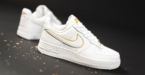 nike air force 1 grijs met rose goud dames